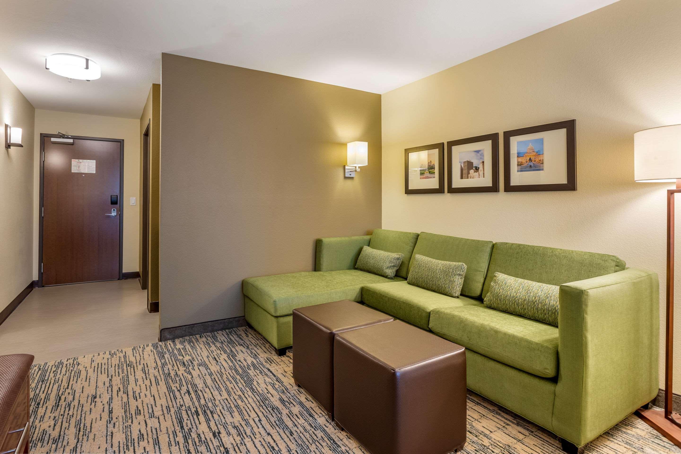 Comfort Inn & Suites Вест-Де-Мойн Екстер'єр фото