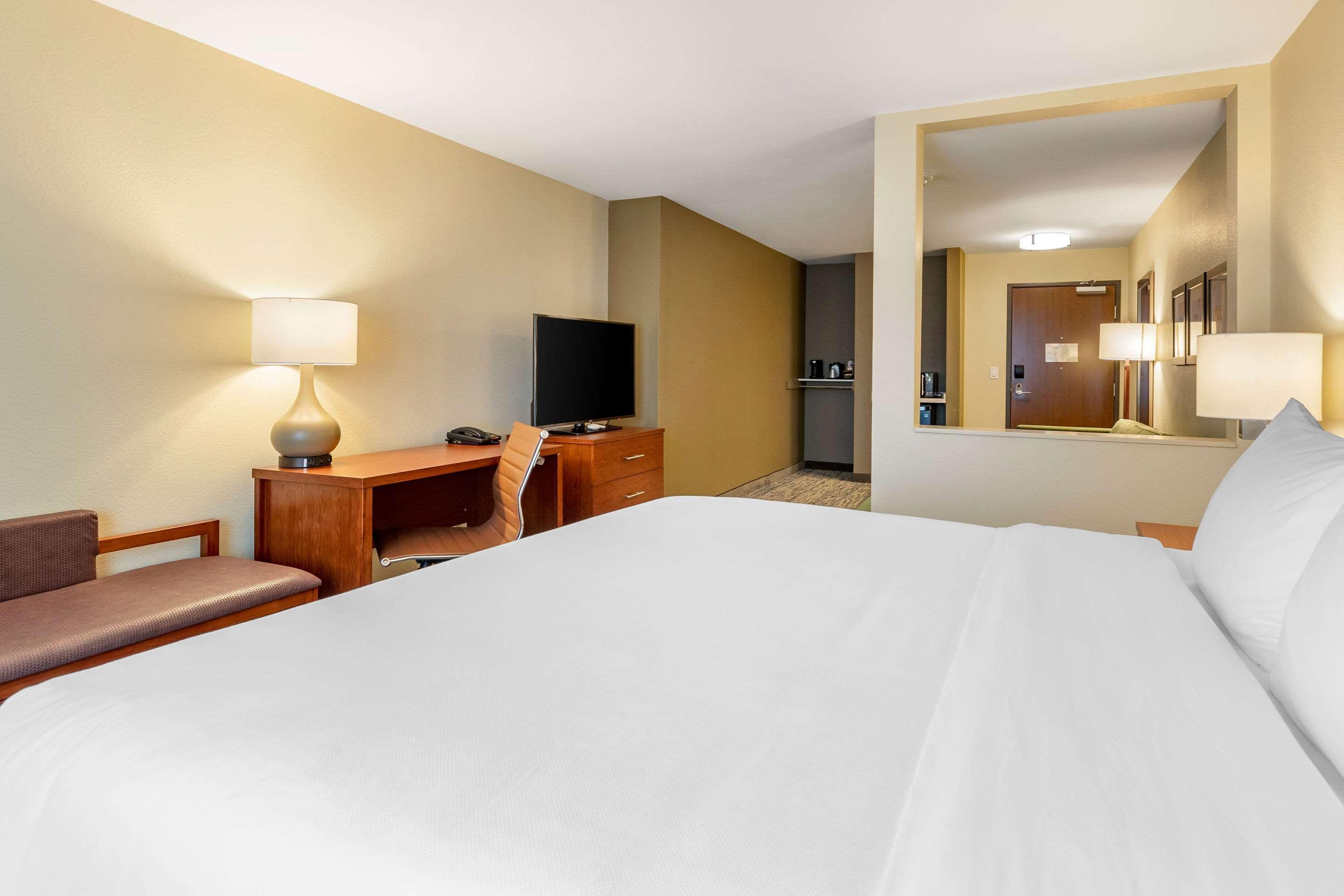 Comfort Inn & Suites Вест-Де-Мойн Екстер'єр фото