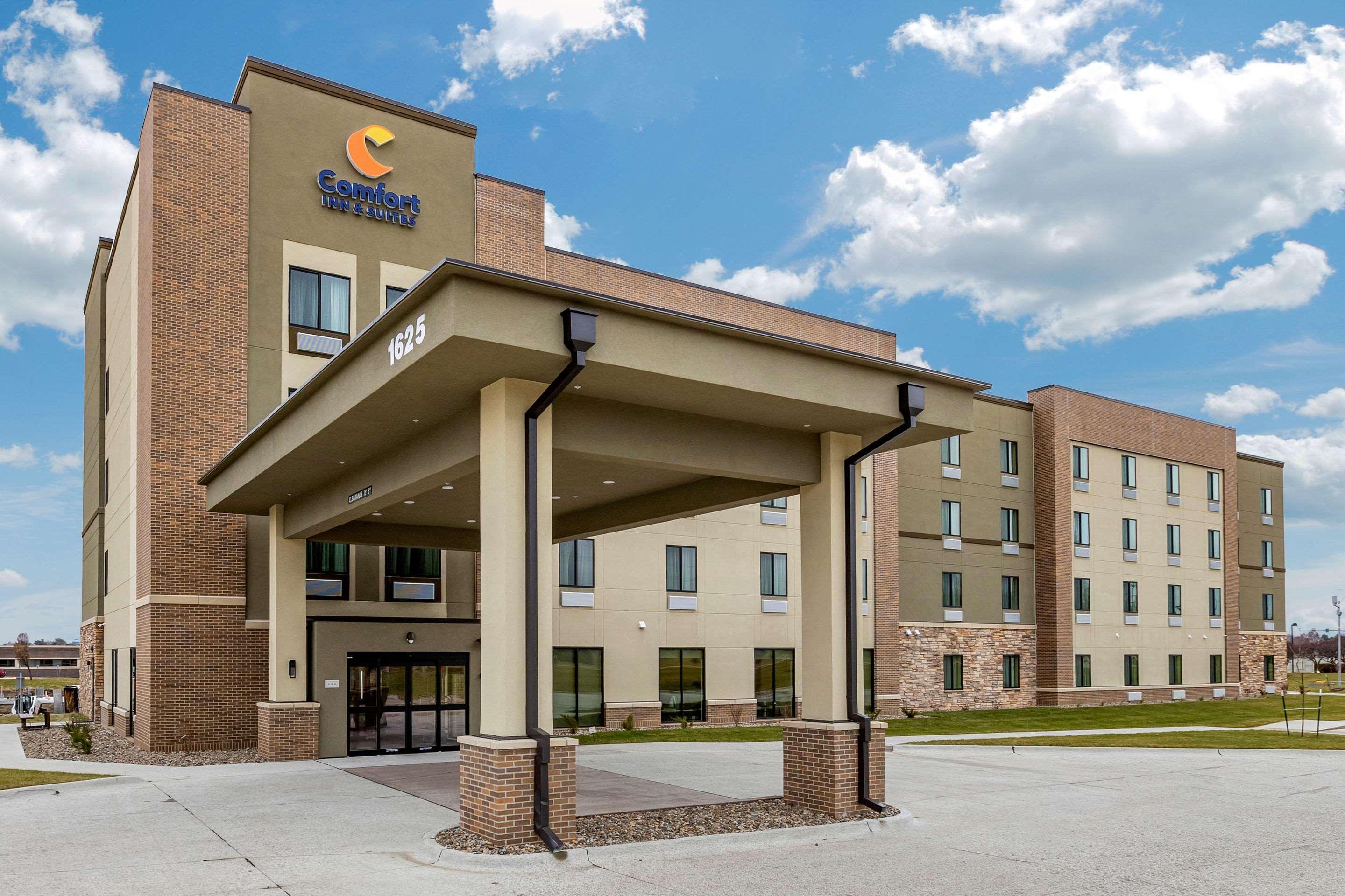 Comfort Inn & Suites Вест-Де-Мойн Екстер'єр фото